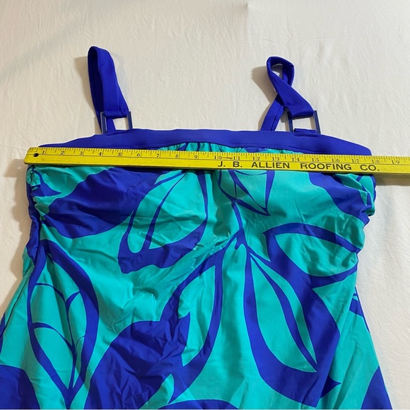 Jag swimsuit Women’s One piece XL Leaves Pattern Square padded Hawaiian swim - Picture 8 of 8